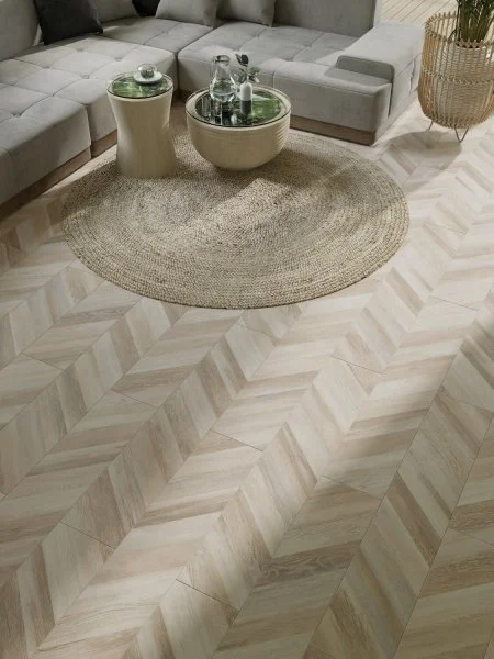 Ламинат Egger PRO 8/33 4V Large Дуб Кестинкорт Шампань правая EPL242F4CR в Омске