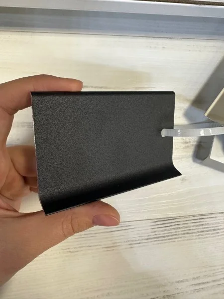 Алюминиевый плинтус Bonkeel ПЛ80 515л Черный (78,5х11,2х2500мм) в Омске