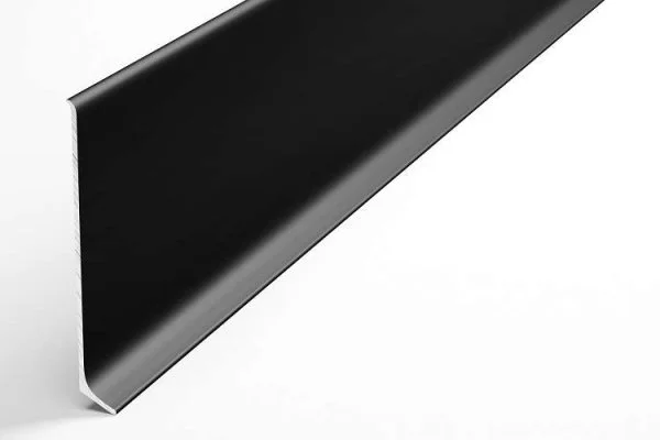 Алюминиевый плинтус Bonkeel ПЛ100 515л Черный (95,1х11,2х2500мм) в Омске