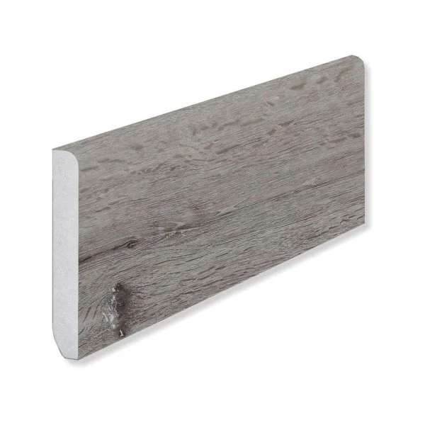 Кварцевый плинтус Fargo 1602 Дуб Каменный Берег градиент 80х11х2200 мм в Омске