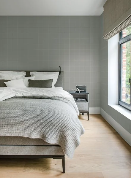 DM7 011 SHOOT-1396-2585+