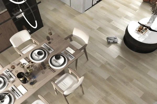 Кварц-виниловая плитка Refloor Fargo Comfort 1166-02 Дуб Спелый Миндаль (Градиент) в Омске